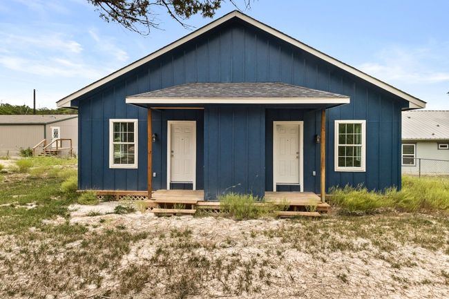 1063 Sleepy Holw, House other with 4 bedrooms, 4 bathrooms and 4 parking in Spring Branch TX | Image 20