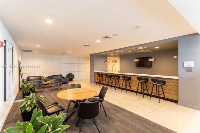 APT-2208 - 1250 S Miami Ave, Condo with 1 bedrooms, 2 bathrooms and null parking in Miami FL | Image 27