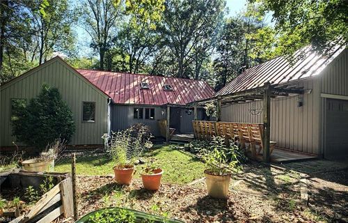 271 Chick Cove Dr, Hardyville, VA, 23070-9705 | Card Image