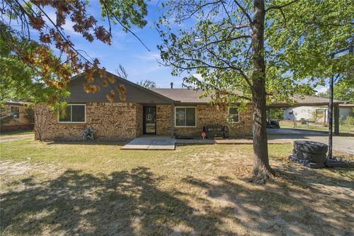 532 S Joe St, Nowata, OK, 74048-3718 | Card Image