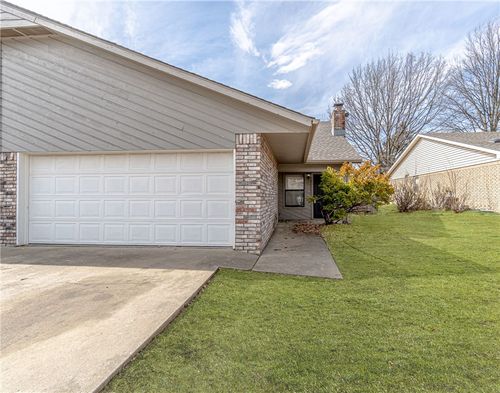 606 N 36th St, Rogers, AR, 72756-1792 | Card Image