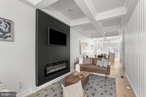 1631 E Oliver St, BALTIMORE, MD, 21213-3038 | Card Image