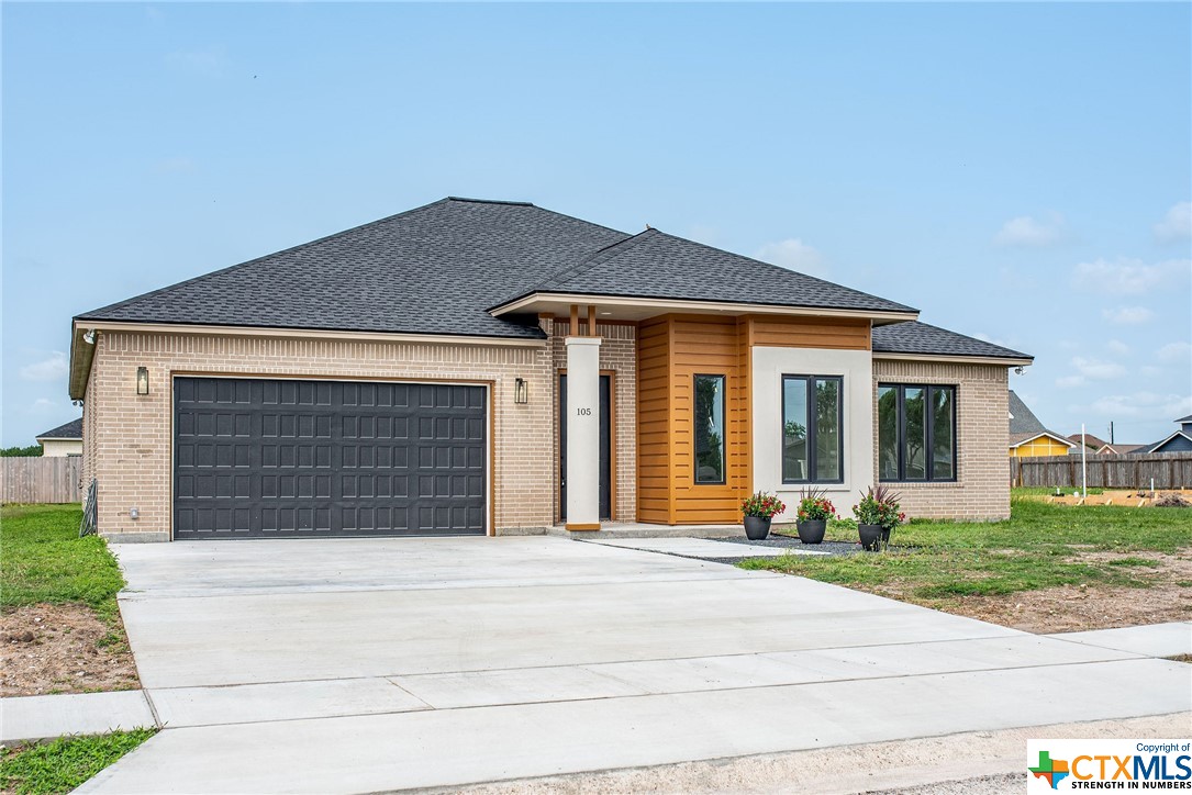 Golden Way, Port Lavaca, TX 77979