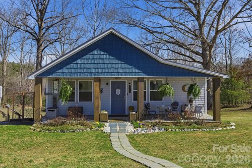 100 Reed St, Morganton, NC, 28655-8998 | Card Image