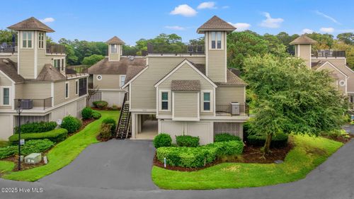 1609 Harbor Dr, North Myrtle Beach, SC, 29582-6885 | Card Image