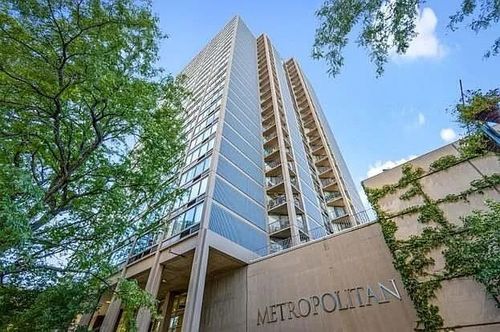 apt-2301-5320 N Sheridan Rd, Chicago, IL, 60640-7351 | Card Image
