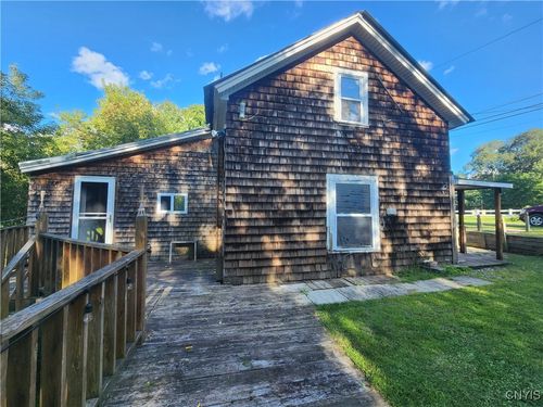 21 Maple Ave, Antwerp, NY, 13608-7712 | Card Image