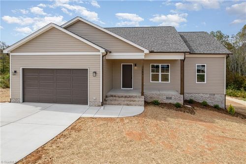 154 Knight Farm Rd, Stokesdale, NC, 27357-8093 | Card Image