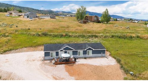 189 E Froghair Cir, Garden City, UT, 84028 | Card Image