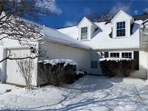 apt-2-14700 Lakeview Dr, Middlefield, OH, 44062-9052 | Card Image