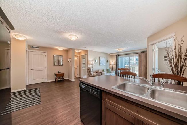 1205 - 450 Sage Valley Drive Nw, Home with 2 bedrooms, 2 bathrooms and 1 parking in Calgary AB | Image 4