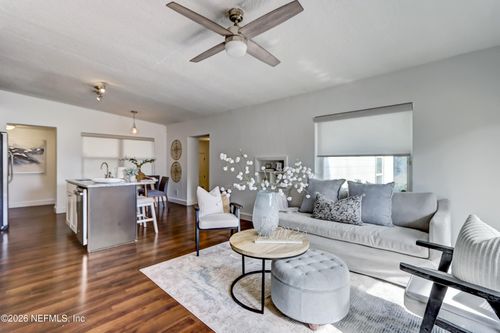 2477 Community Rd, Jacksonville, FL, 32207-7800 | Card Image