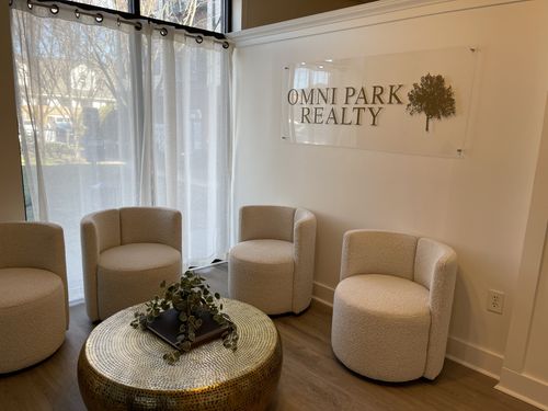 1009 Fatherland St, Nashville, TN, 37206-2921 | Card Image