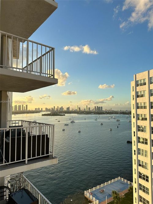1104-1228 W Ave 1104, Miami Beach, FL, 33139 | Card Image