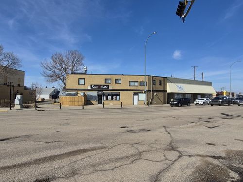 5004 Ab-2a, Lacombe, AB, T4L1J4 | Card Image