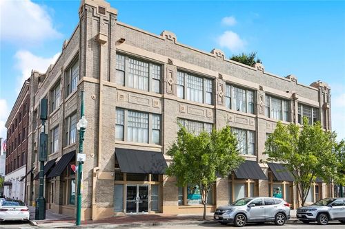 apt-d-1000 Saint Charles Ave, New Orleans, LA, 70130-3937 | Card Image