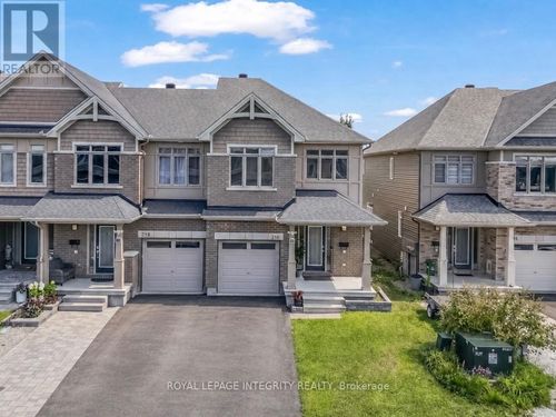 216 Gossamer Street, Ottawa, ON, K1C7G4 | Card Image