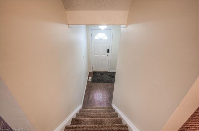7 - 206 Green Valley Dr, Townhouse with 3 bedrooms, 2 bathrooms and 1 parking in Kitchener ON | Image 4