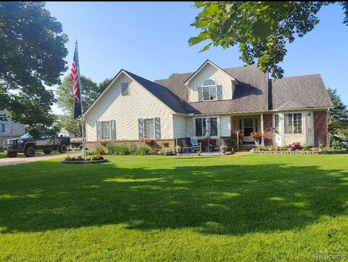 28-221 Maplewood Dr, Clarkston, MI, 48348-1483 | Card Image