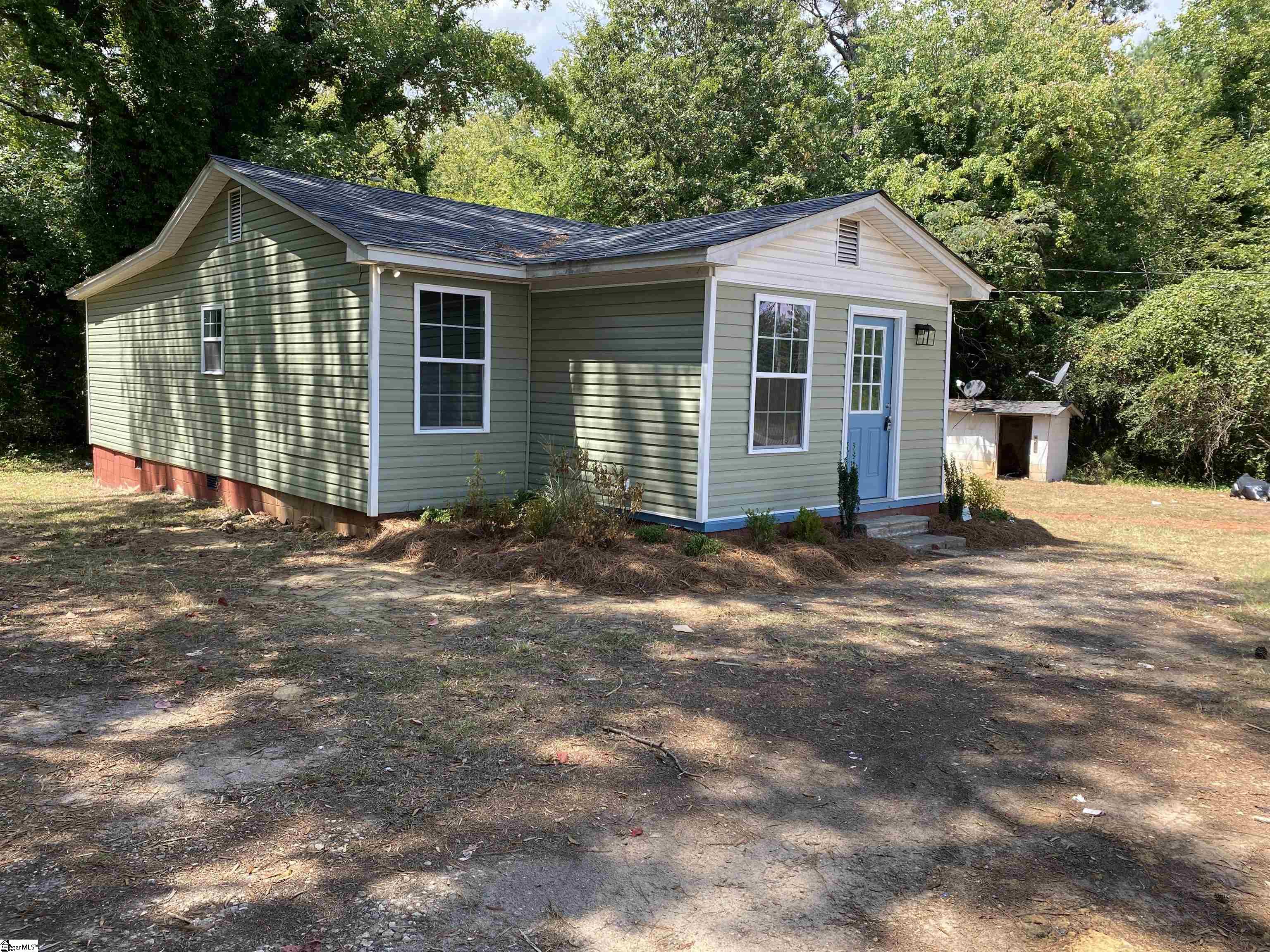 Mathis Rd, Greenwood, SC 29649