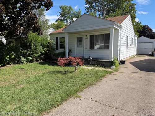 5898 N Globe St, Westland, MI, 48185-2251 | Card Image