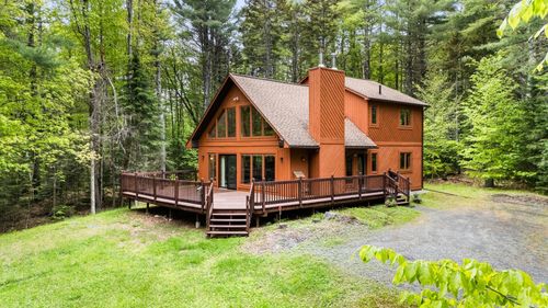 7 Spring Valley Dr, Grantham, NH, 03753-5464 | Card Image