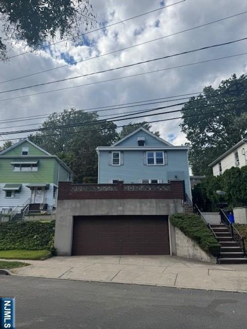 509 Englehardt Ter, Ridgefield, NJ, 07657-2405 | Card Image