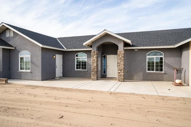 14700 W Barstow Ave, House other with 3 bedrooms, 0 bathrooms and null parking in Kerman CA | Image 4