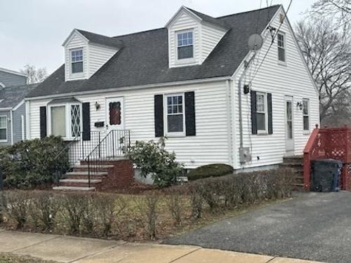 31 Badger Rd, Boston, MA, 02136-3301 | Card Image