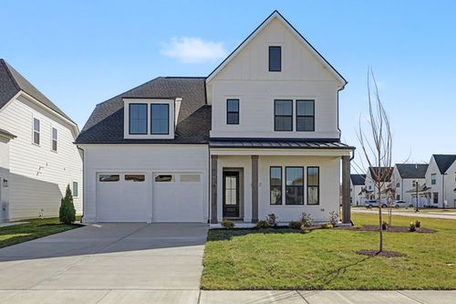 5747 Sagebrush Dr, Murfreesboro, TN, 37129-4487 | Card Image