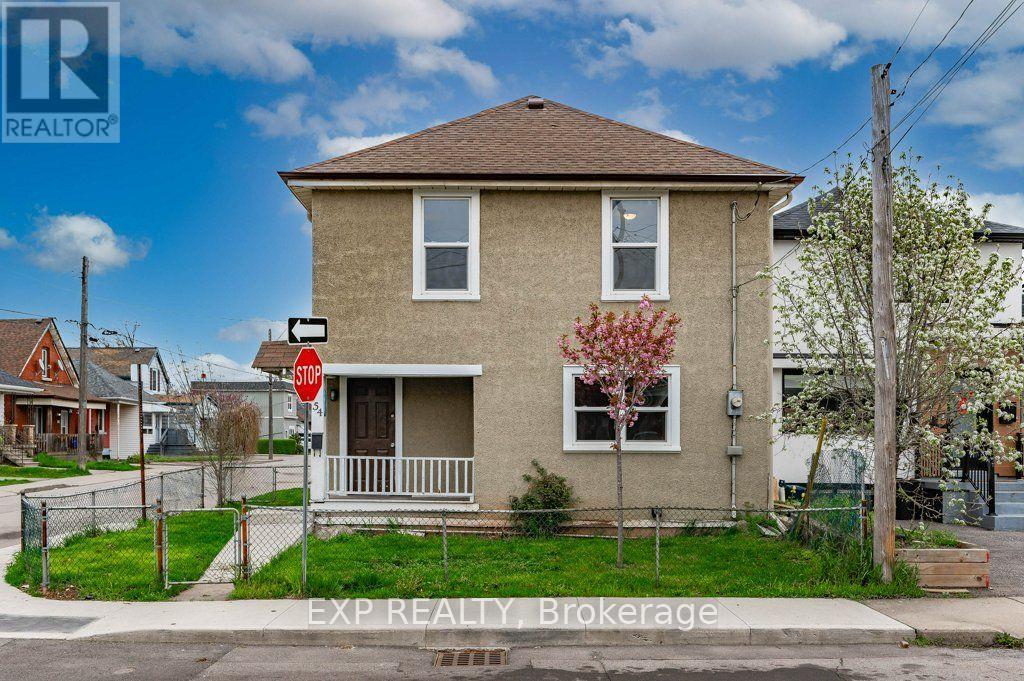 Residential Income in Hamilton (Crown Point) 3