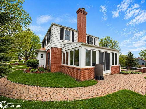 505 S 4th St, Forest City, IA, 50436-2021 | Card Image
