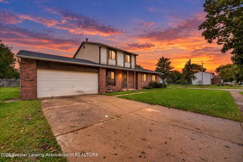 4400 Chadburne Dr, Lansing, MI, 48911-2743 | Card Image