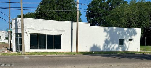 155 North St, Cleveland, MS, 38732-2765 | Card Image