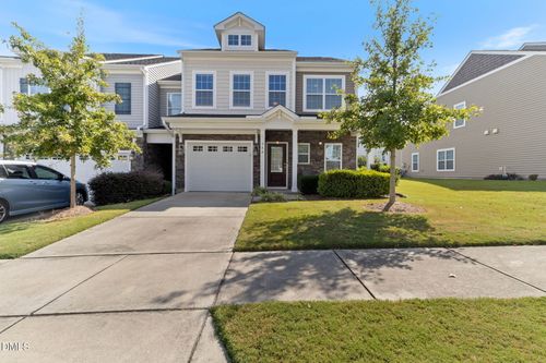 548 Barneswyck Dr, Fuquay-Varina, NC, 27526-2276 | Card Image