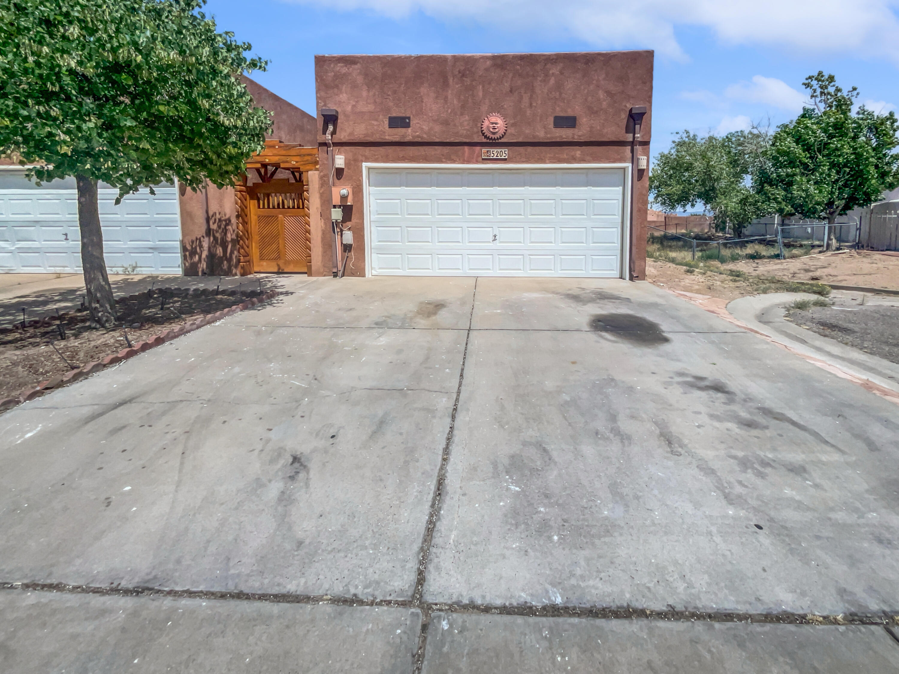 Valle Vista Dr, Albuquerque, NM 87120