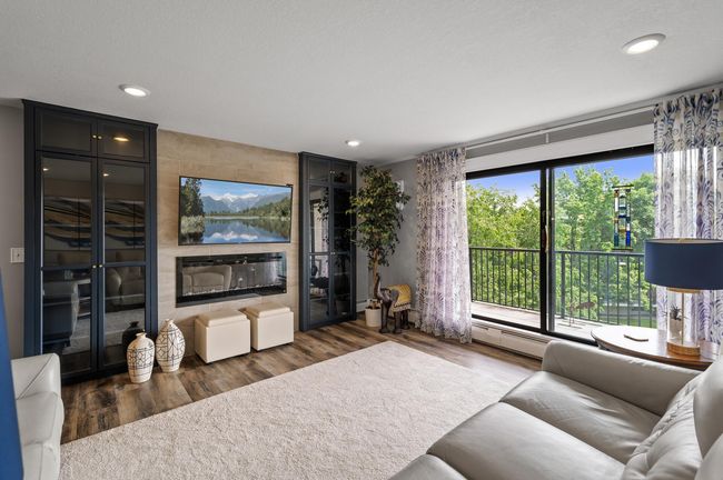 APT-514 - 10511 Cedar Lake Rd, Condo with 3 bedrooms, 2 bathrooms and null parking in Minnetonka MN | Image 20