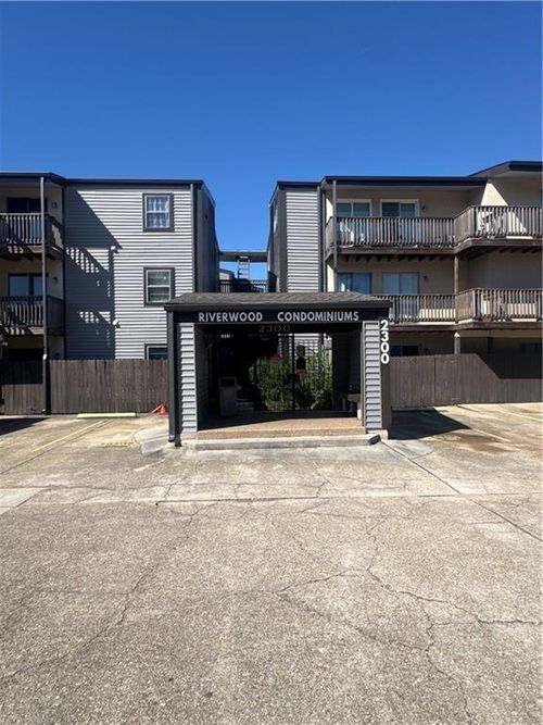 apt-306-2301 Edenborn Ave, Metairie, LA, 70001-8215 | Card Image