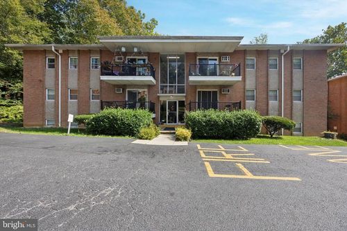 apt-d8-302 River Rd, WILMINGTON, DE, 19809-2737 | Card Image