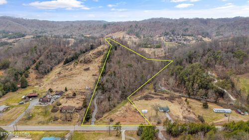 233 Highway 370, Luttrell, TN, 37779-2313 | Card Image