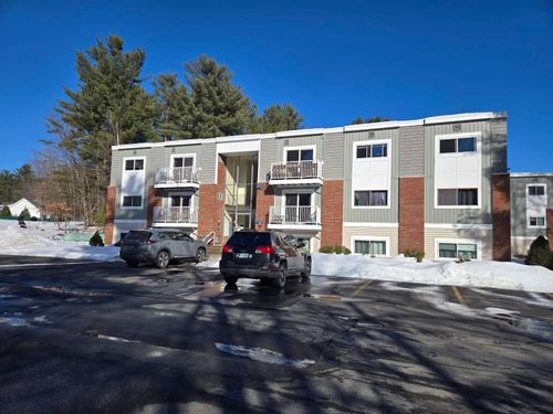 45c-45C Constitution Dr, Londonderry, NH, 03053-3504 | Card Image