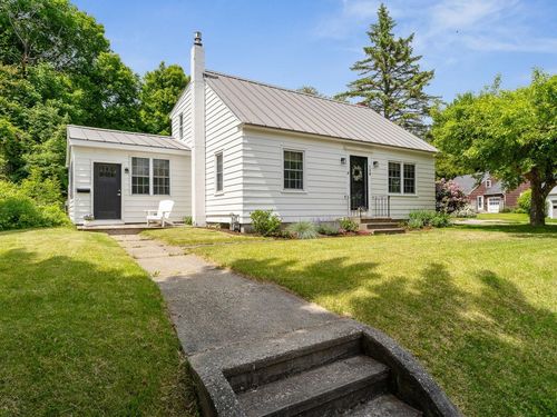 138 Village Grn, Burlington, VT, 05408-1130 | Card Image