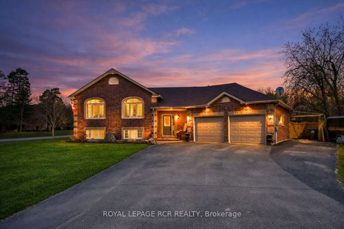 10 Fisher Dr, Everett, ON, L0M1J0 | Card Image