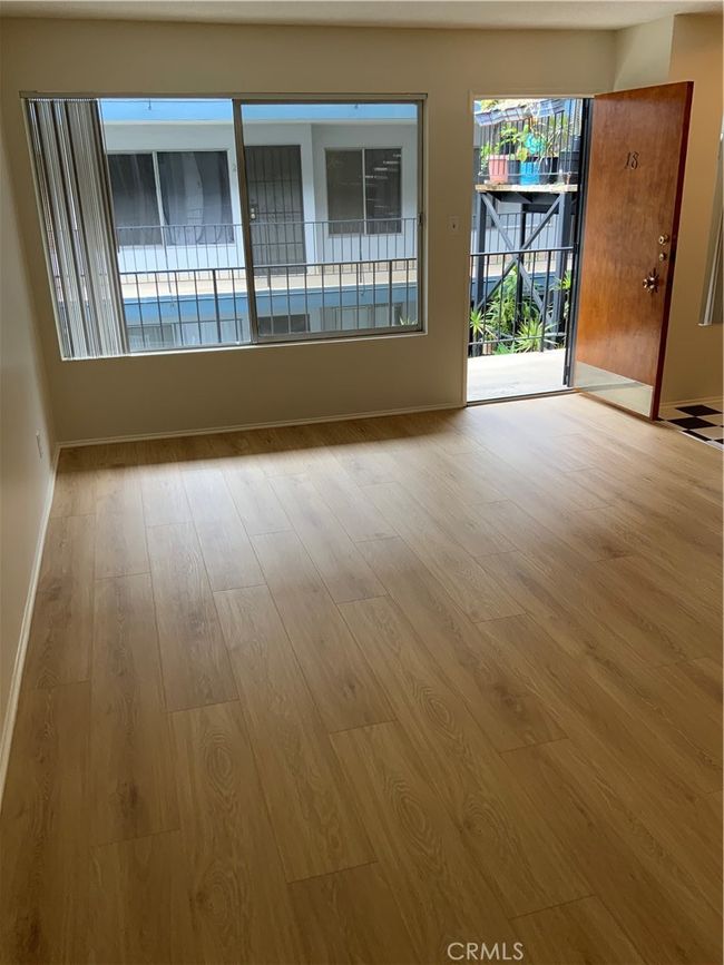APT-18 - 120 Alamitos Ave, Condo with 1 bedrooms, 1 bathrooms and 1 parking in Long Beach CA | Image 9