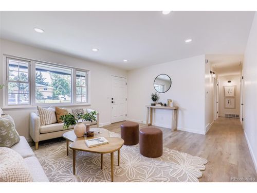 608 S Worchester St, Aurora, CO, 80012-3555 | Card Image