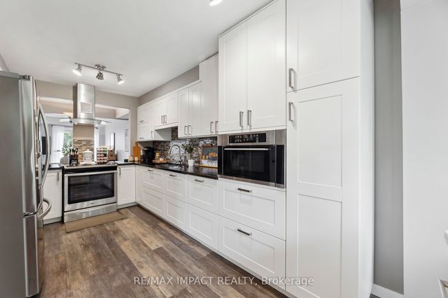 27 Prout Dr, House other with 4 bedrooms, 2 bathrooms and 6 parking in Bowmanville ON | Image 7