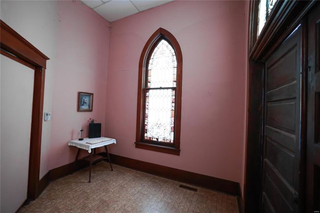215 S Pine St, House other with 0 bedrooms, 1 bathrooms and null parking in Irving IL | Image 18
