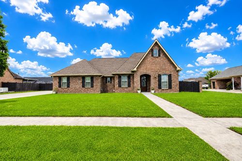 211 Pearl Margaret Dr, Gray, LA, 70359-4529 | Card Image