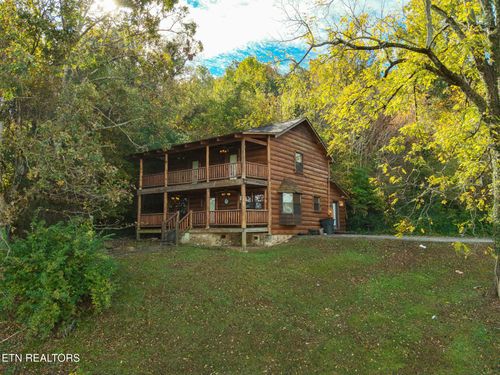 1012 Cherohala Skwy, Tellico Plains, TN, 37385-5501 | Card Image