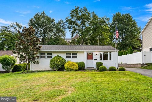 717 S Wayne St, WEST CHESTER, PA, 19382-3548 | Card Image